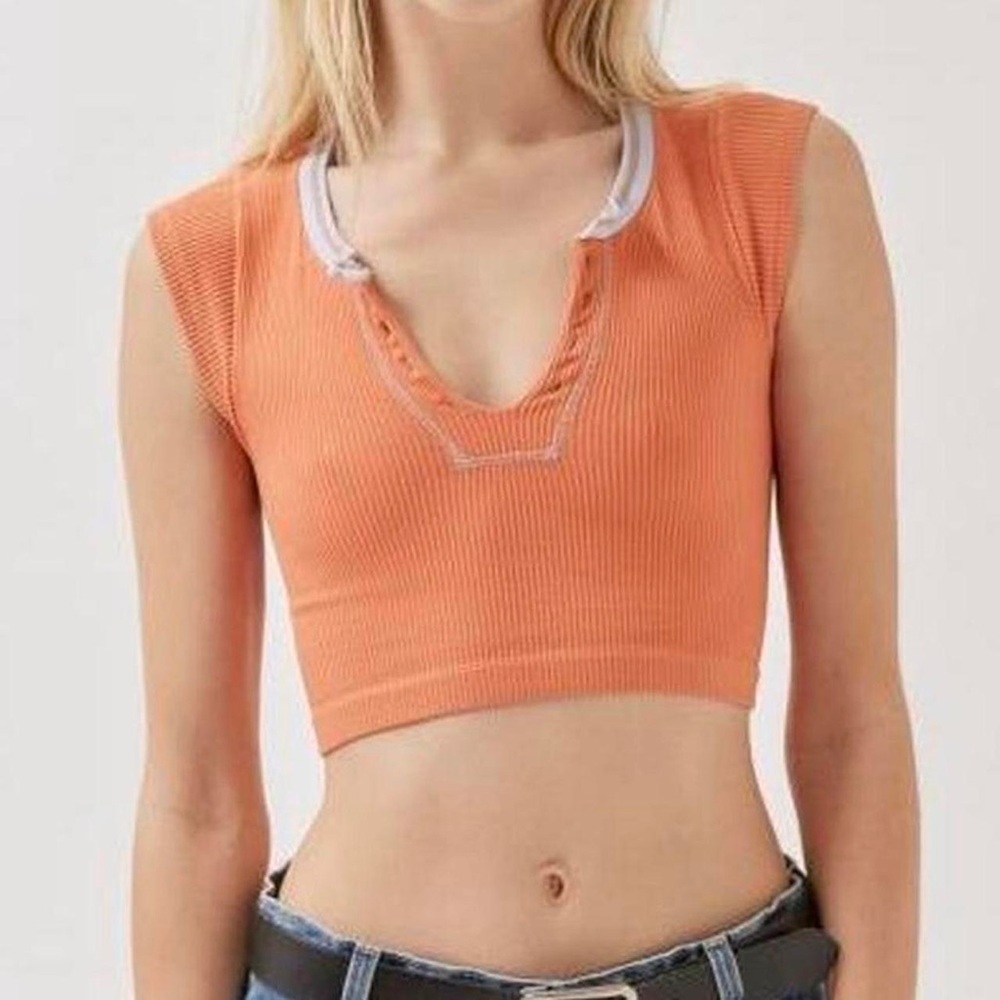 Urban Outfitters Women's Orange Crop-top